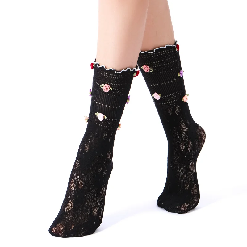 Briar 3D Rose Buds Lettuce Edge Lace Crew Sock | Black