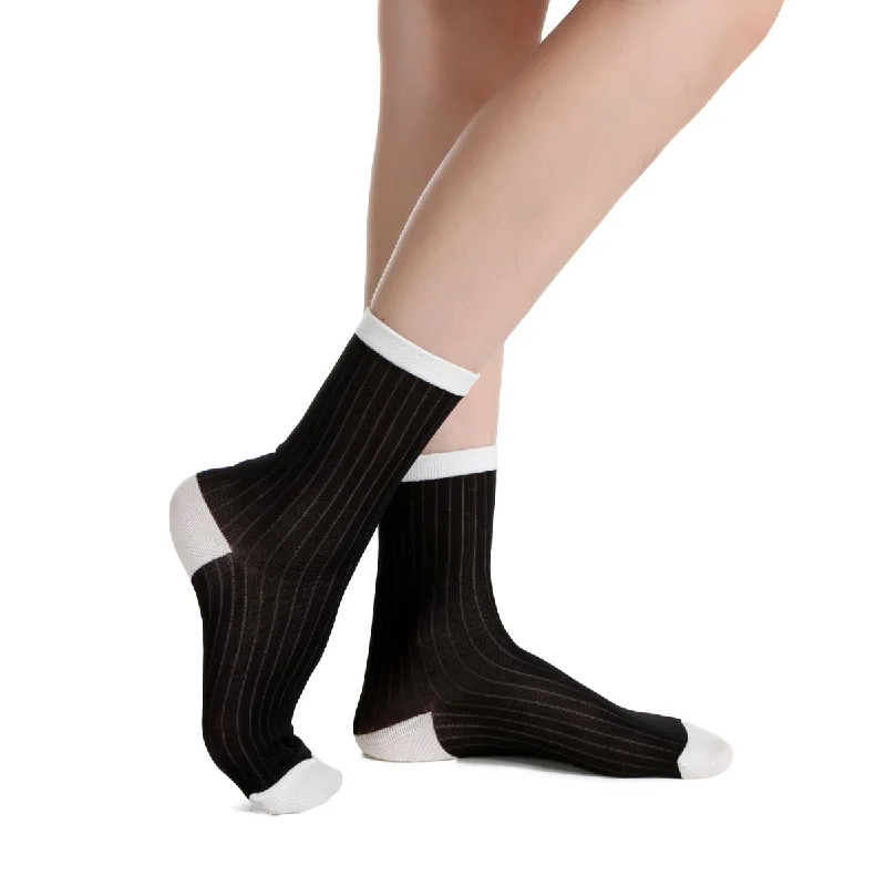 Camellia Striped Ribbed Semi-Sheer Ankle Sock | Black