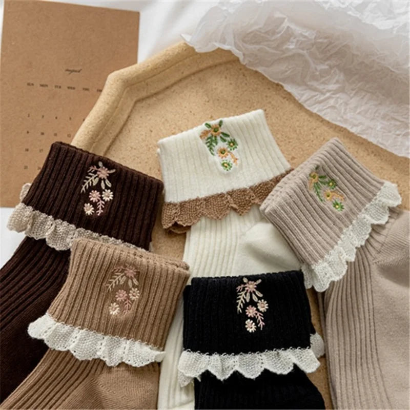 Japanese Themed Lace Socks