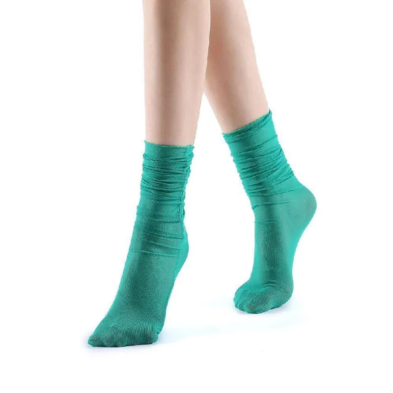 Neverminder Slouch Sheer Crew Sock | Green