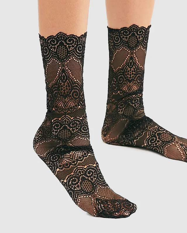 Scollaped Lace Socks - Black